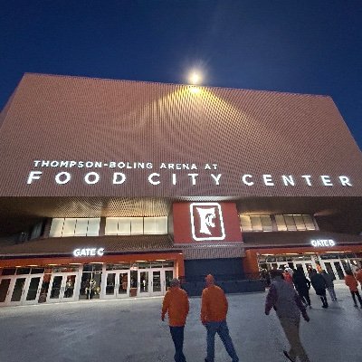 LucasHa88144790's profile picture. Let the 3 points rain