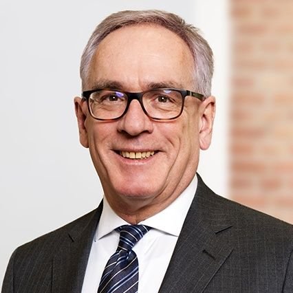 Professor for International Relations @UniCologne | Board Member & Senior Adviser @aies_austria | Member @IISS_org