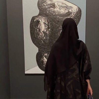 اخصائية اجتماعية @NGHAnews| عضو في المجموعة الاجتماعية.