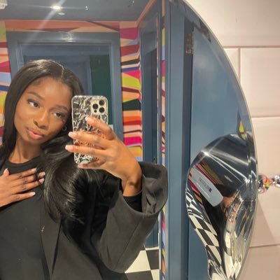 oxexl_'s profile picture. 