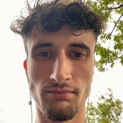 aemotbzn's profile picture. 