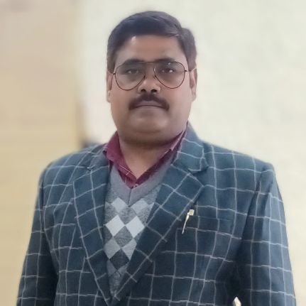 dralokkyadav's profile picture.