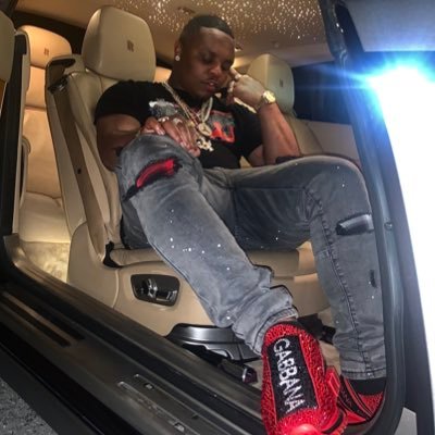 AceMamagement's profile picture. 