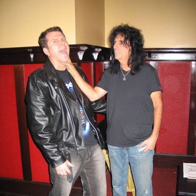 Crossed Abbey Road & Been Strangled by Alice Cooper Was At Countdown in 1977 VIEWS ALL MY OWN