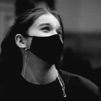 IUrmiii's profile picture. In a world full of trends im tryna remain classic.