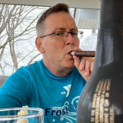 A2arrogantarse's profile picture. Retired, but was a B-52 Radar Navigator/Navigator early on and a nursing home administrator later on. I’m very opinionated and I love my Michigan Wolverines!
