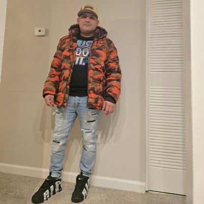 wjeferssongj's profile picture. Tsu. Informática #MeGustan los Deportes#El Atletismo!!La tecnología!!la musica