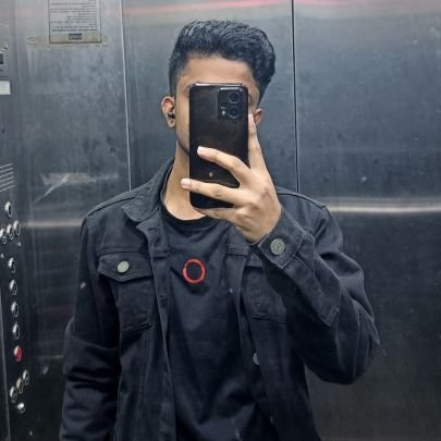 priyamharsh14's profile picture. Lead Software Engineer @Travvir_AI