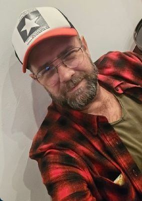 padado1383's profile picture. Marseille viril masculin gay