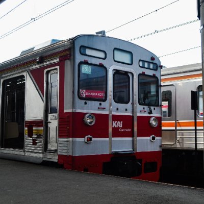 Railway enthusiast💐.
私のインスタグラム: https://t.co/JYe6c2LRoX
まだ日本語を勉強中なので、言葉の間違いがあってもご容赦ください 😅