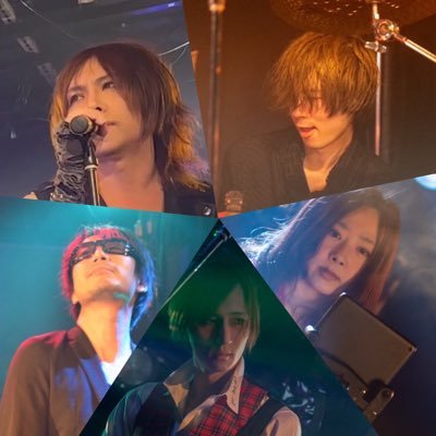 L'Arc〜en〜Cielのコピーバンド。Vo.sengo @sengo06041224 Gt.sugi @kiji2014 Ba.dasuke @daisuke_yurc Dr.yuzu @mizoreyuzularc Key.yukina @yukina_tmd ※DMはチケット予約と出演依頼のみ