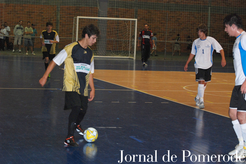 DouglasC93's profile picture. .