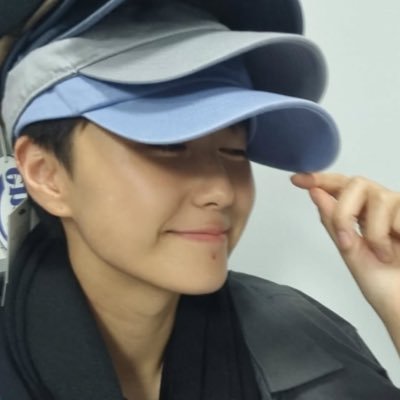 _19930930's profile picture. 