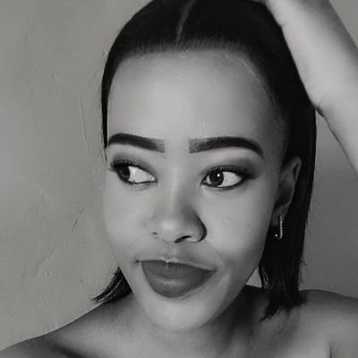 Electrical engineering 🔦💡📚📚
Selectively social ❤️ TSWANA QUEEN 👑