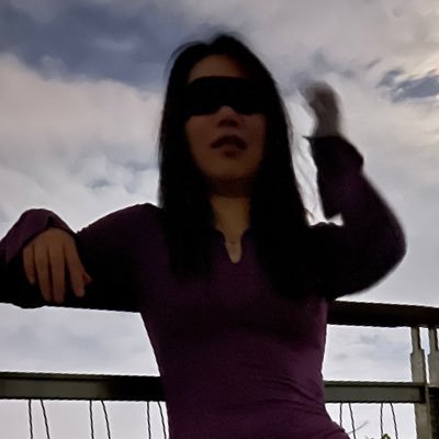 sen8012032286's profile picture. 021情侣，反差妹妹。几乎所有户外场所都试过。日常生活工作乖乖女，打开按钮以后反差到底。