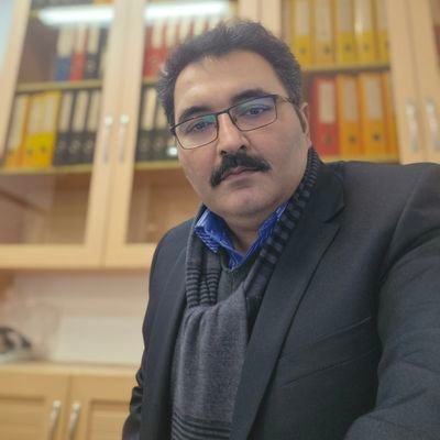 حسین نجفیمازندرانی؛
دانشآموخته علومسیاسی دانشگاه تهران، وزارتکشوری، مدیر ادوارمختلف،مشاور پیشین نماینده مجلس، دلبسته سرزمین مادری