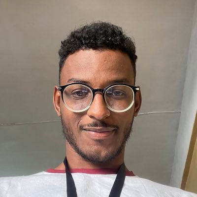 I’m frontend developer who brings designs into live through simple HTML/CSS/JS codes