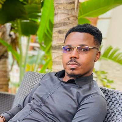 Educated Bricklayer | inlove with Data | Hustling with @Akpaaza