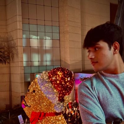 Sid_Mishra07's profile picture. 23🥂 Carpe Diem!😉