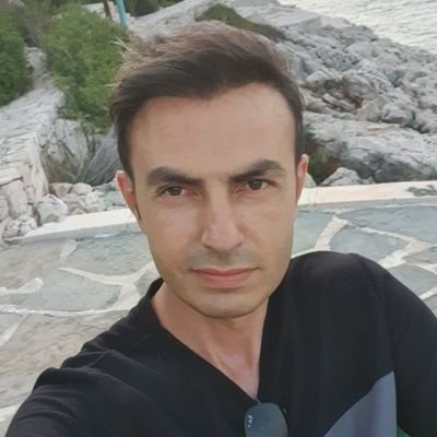 talhaklnc32's profile picture. 