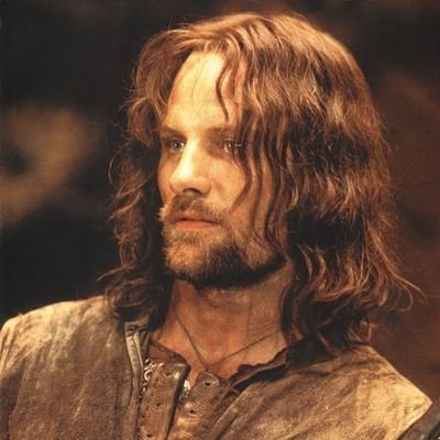 Brandon Stark & Aragorn. A bloody sword is a beautiful thing. The Wild Wolf. The Returned King In The North. AU. ASOIAF. GoT. LOTR. Roleplay. Parody.