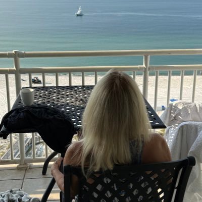 LynnHoldridge's profile picture. No DM❤️🇺🇸Freedom lover🇺🇸 Ga Peach 🧡🧡🧡 Chicken Salad Queen🧡 🧡🧡Mama🥰Grandmama😍. Mitties Tea Room Cookbook coming soon
