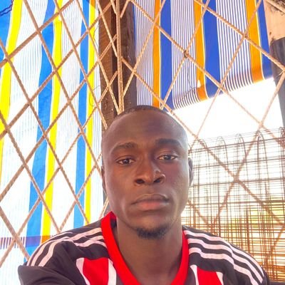 OsamaS42156's profile picture. Bread seller