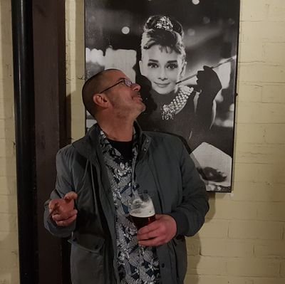 FalconPez's profile picture. Reading, music, films and sport.