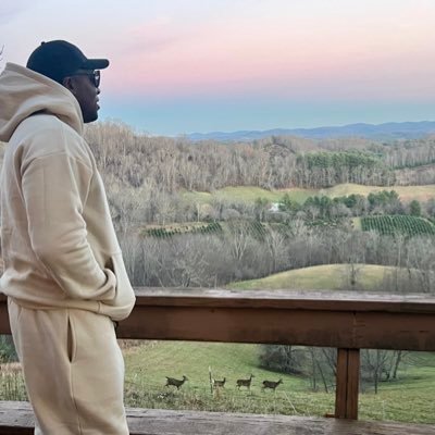 SmoothRey's profile picture. Real Estate Entreprenuer | Developer | Investor | Business Owner | Independent Thinker | #REI