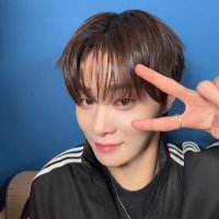lolo ◡̈ (@luvlywooni) Twitter profile photo