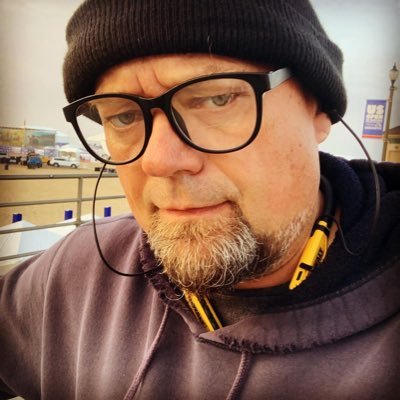 Libertarian Handyman, Artist, Writer and Cancer Survivor. Loving Free Speech, and Debate. Proud to be a part of this Melting Pot the USA! Better Together