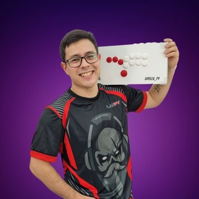 Paraguayo 🇵🇾 Jugador competitivo de Fighting Games para JinseiKamels, Streamer y Creador de Contenido en Insta: https://t.co/vUIQqj7WMW