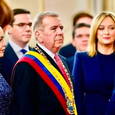 Canal de Noticias + Retwitteo. Toda la información del acontecer en Valencia, Venezuela y el mundo.
publicidad: 💌val3nciainforma@gmail.com