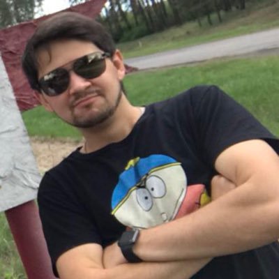 ненавиджу ненависть;
трошки волонтер;
люблю тварин, терплю людей.