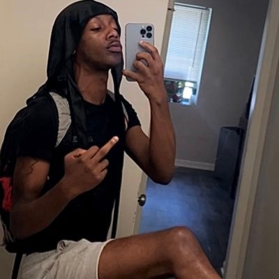♌️Leo shit || Bitch go prostitute & bring me all of ya buck$.
