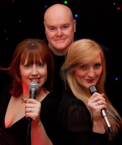 Soul Commitments are two girls and one guy. They’re on a mission to bring sweet soul music from the 60s and 70s to you!
