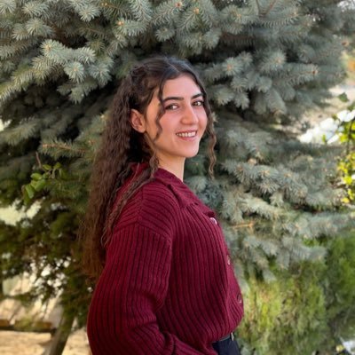 yagmurrgzell's profile picture. 