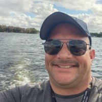Mike (@bredwoolfe) 's Twitter Profile