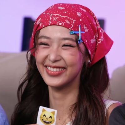 royaIvelvet's profile picture. namtanfilm + lingorm + rv mostly | do not follow if you're a minor 🙏🏼