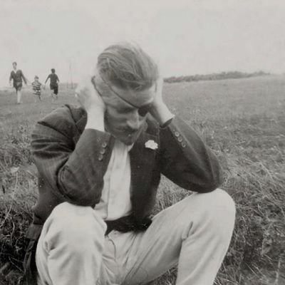 ThatBoyMao's profile picture. Respecter of norms, friend to the people, writer in a past life.