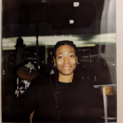 loved and hopeful🤞🏾 | energy, business for good | books, I write stories & @quotesbydayo | support my newsletter @ https://t.co/DW1CqICb1x