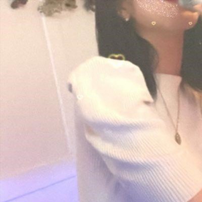 maria1296153838's profile picture. 完全なる裏垢(エロ垢？) しょっちゅうメンタルブレイクする人。お酒飲んでれば大体ハッピー👧フォロー・DM気まぐれです！ .
コッチも見て❣️→https://t.co/rShvDuOYfM