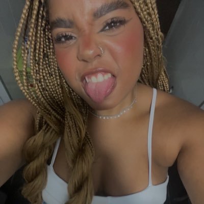 borgiiis_aghata's profile picture. 