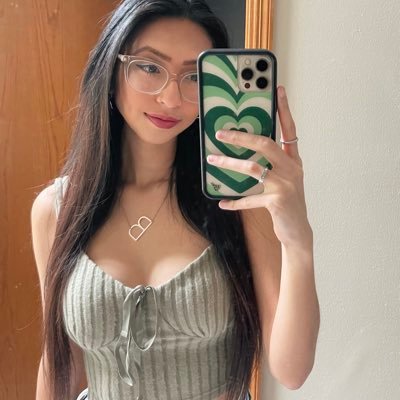 @dojaspeedy ♡ | @twitch affiliate | powered by @GFuelEnergy | business: breeziillatv@gmail.com