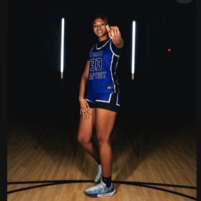 dyarri_hoops's profile picture. 6’5, junior, First Baptist high school