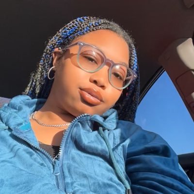 Just trying to make it in this different world 😅🤞🏾 18+ 😈🤭 Insta: @h0neyy.blu
