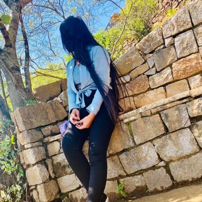 your light must shine before others, that they may see your good deeds and glorify your heavenly Father🖤