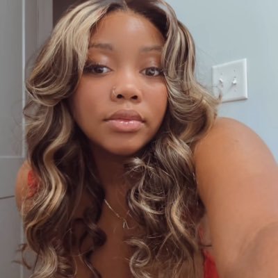 Available for meet up 🍎 Sloppy head💦car sex🚗 FaceTime sections🍆 Dropbox😮💨 Nasty videos🔞All available be payment ready😋😁 DM 💸