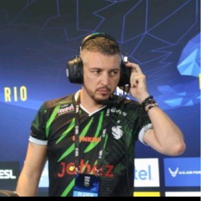 ozstrik3r Profile
