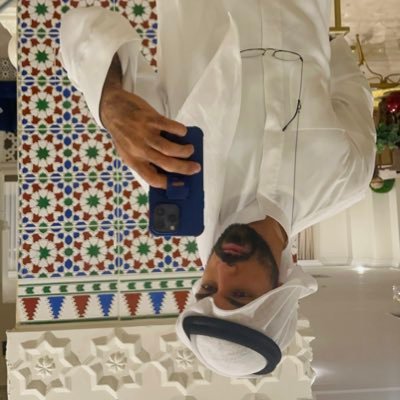 . احب الكلام الى الله سبحان الله و بحمده .. احاول اكون احسن واحد بالدنيا